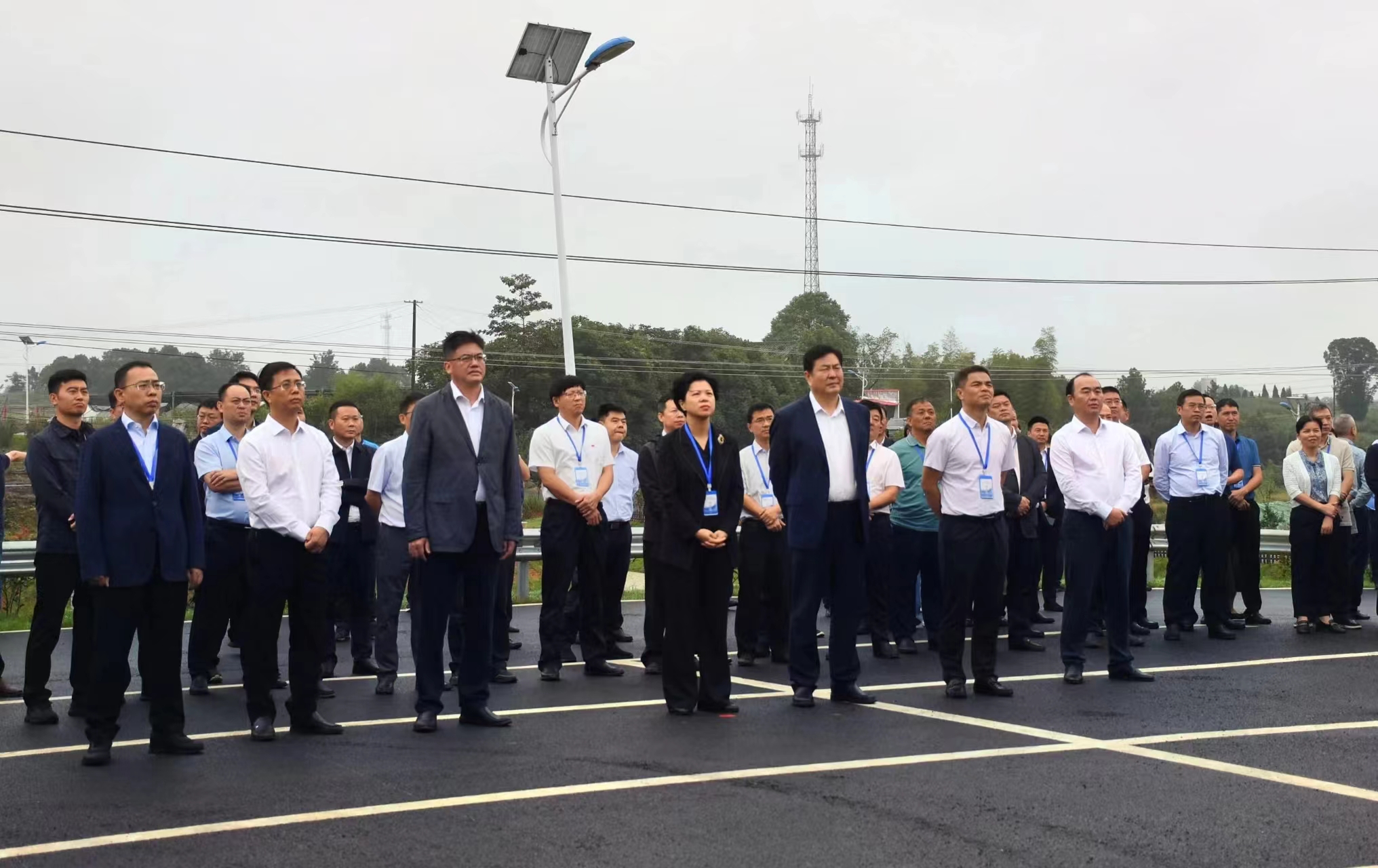 张迎春：加快水利基础设施建设 提升金融服务乡村能力（图）