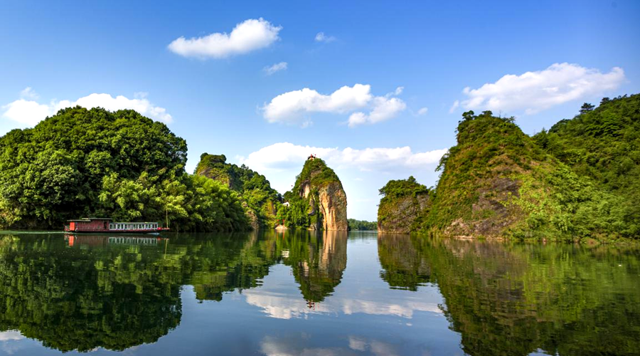 桃源河湖景色美如画